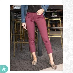NWOT Grace & Lace fab-fit work pant - cropped